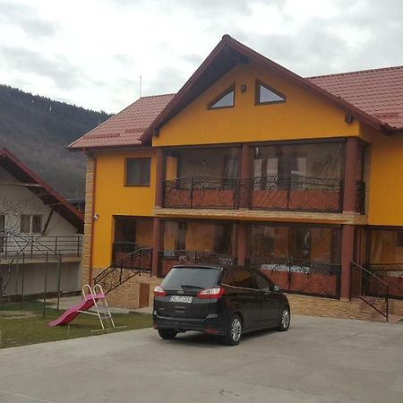 Casa Dodoc Caciulata Exterior foto